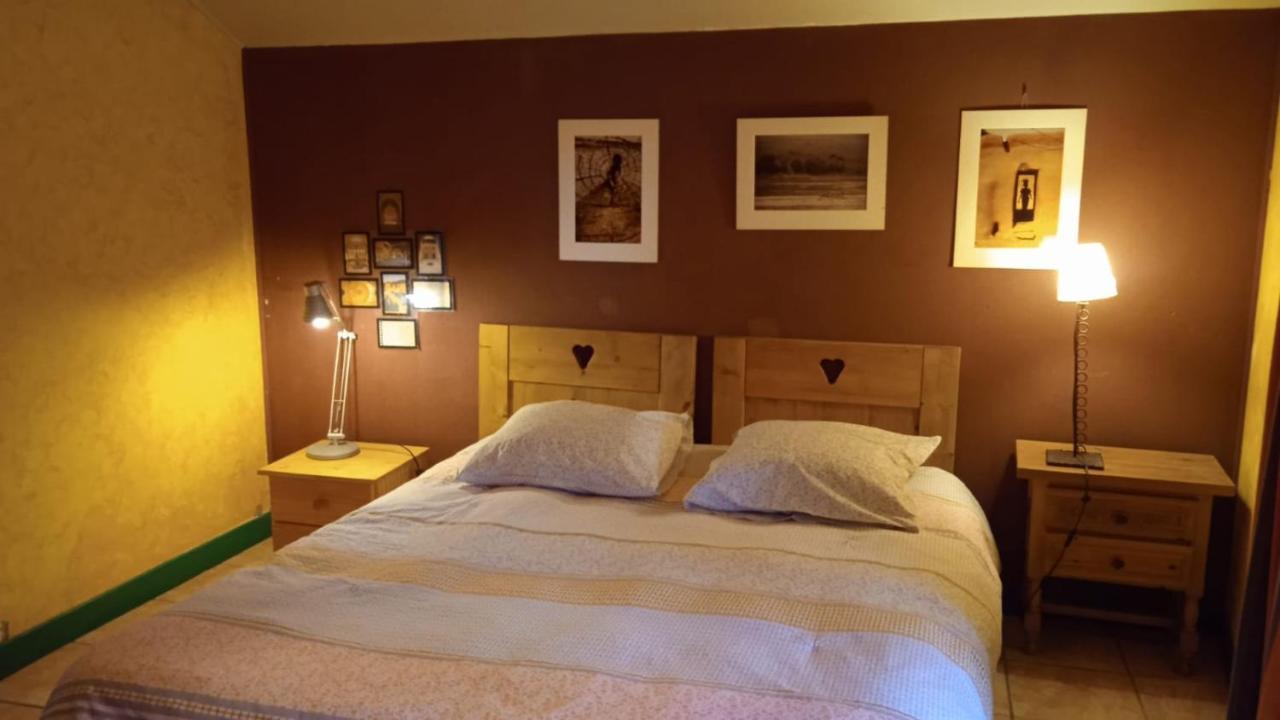Le Mas Franc Bed & Breakfast Enveitg Luaran gambar